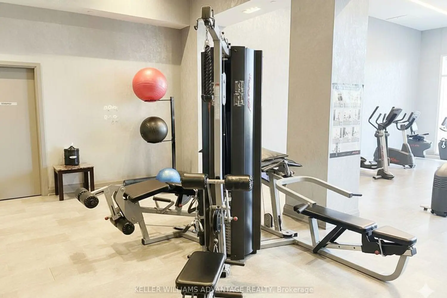 Additional image 13 of 20 Meadowglen Place 728