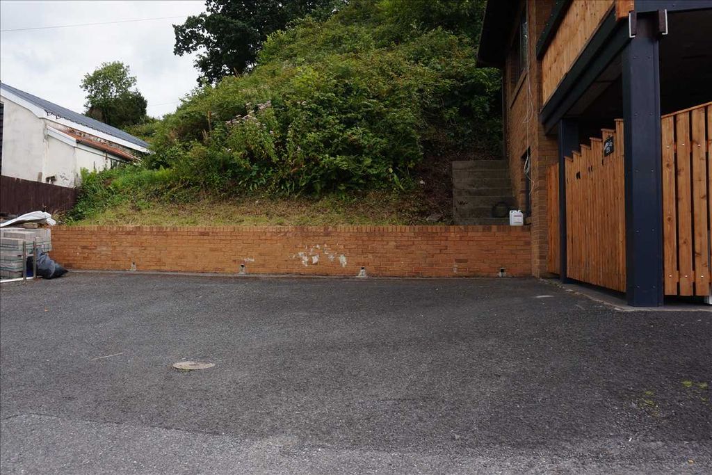 Additional image 11 of 1 bed flat to rentHeol Capel Ifan, Pontyberem, Llanelli SA15