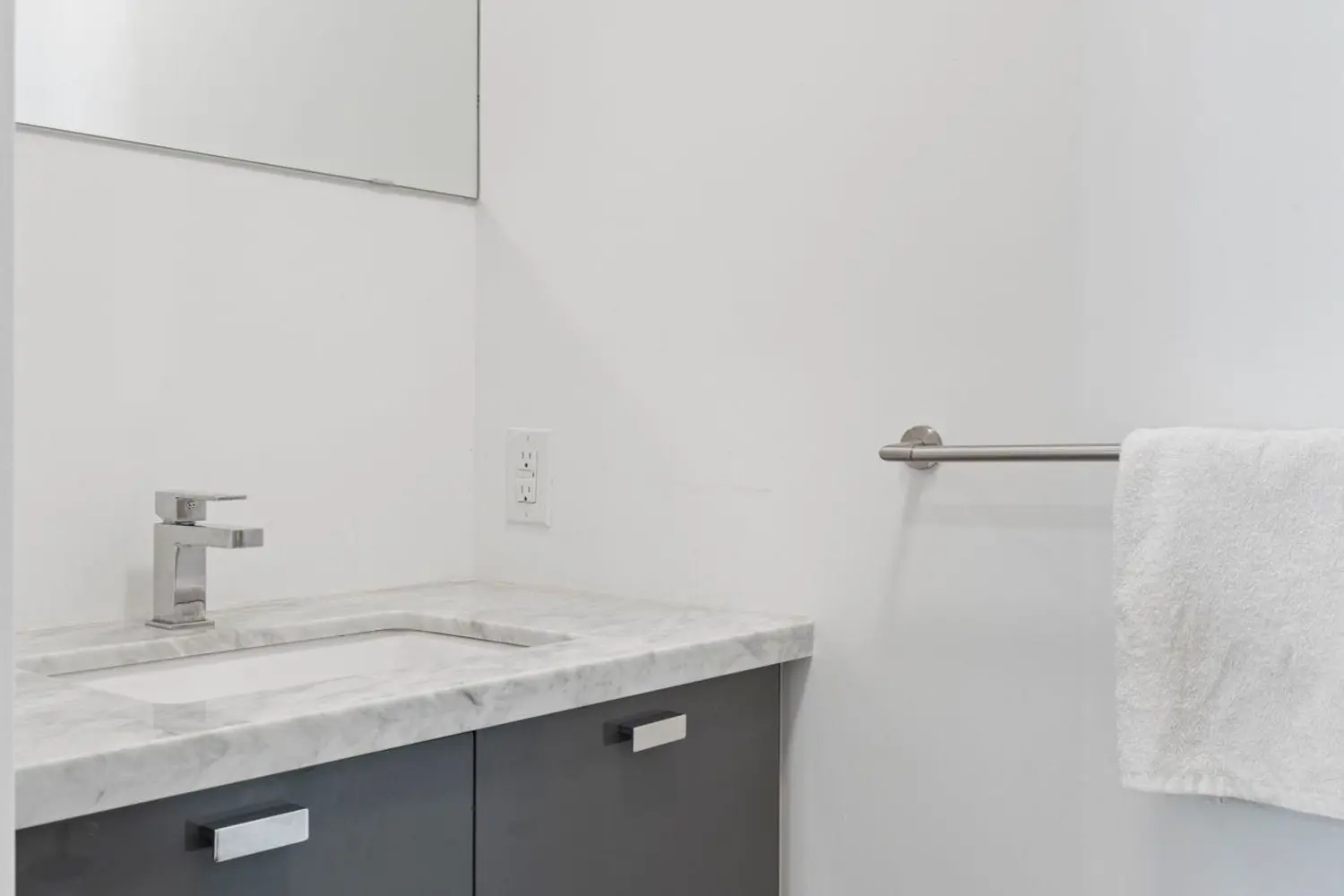 Additional image 8 of 32 Davenport Road Th 1