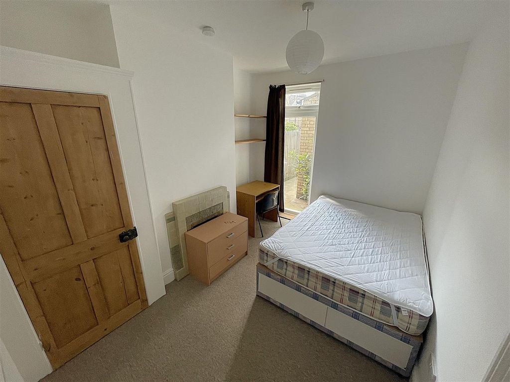 Additional image 6 of 7 bed property to rentAlpha Road, Cambridge CB4