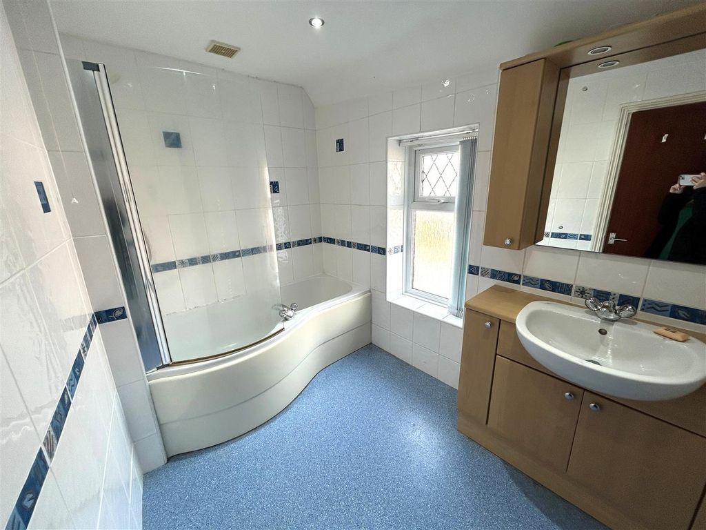 Additional image 23 of 4 bed end terrace house to rentGolf Road, New Inn, Pontypool NP4