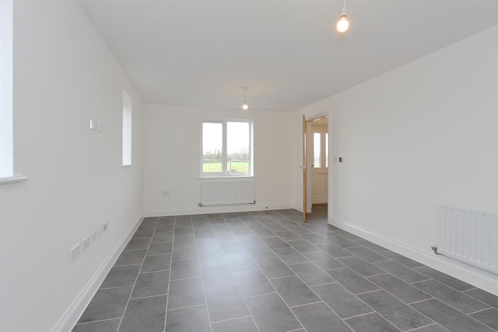 Additional image 8 of 3 bed detached house to rentNetherhampton Road, Salisbury SP2