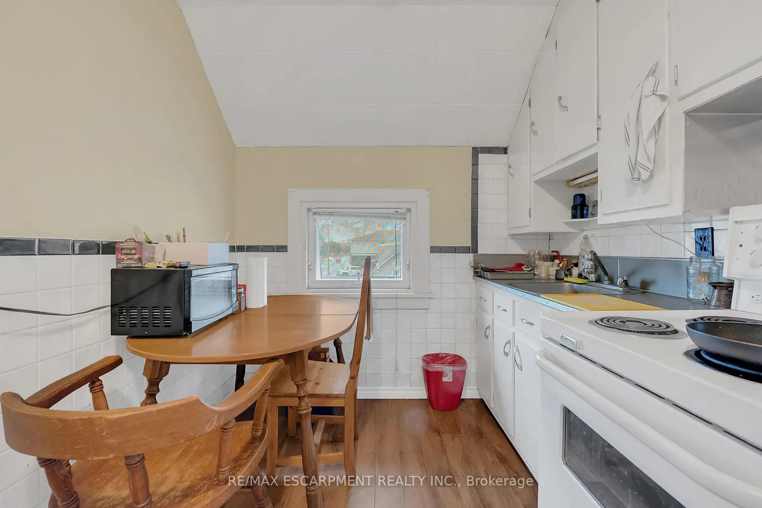 Additional image 3 of 526 Steele Street