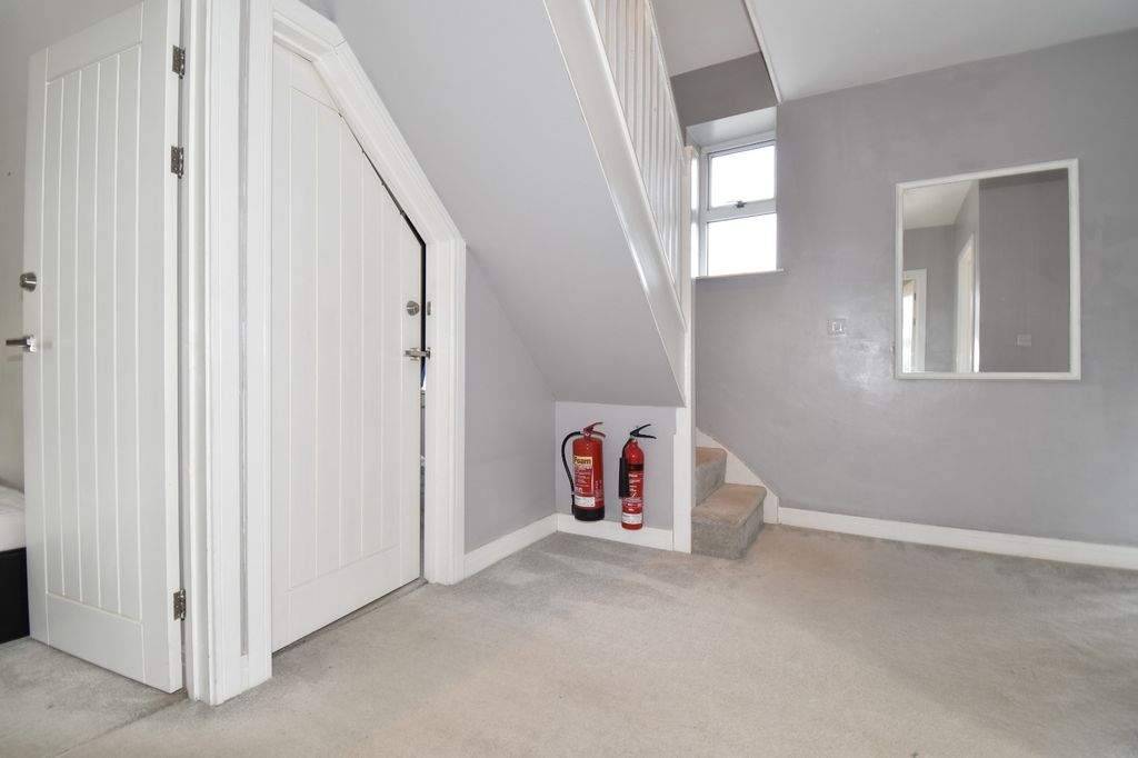 Additional image 11 of 5 bed detached house to rentAntron Hill, Penryn TR10