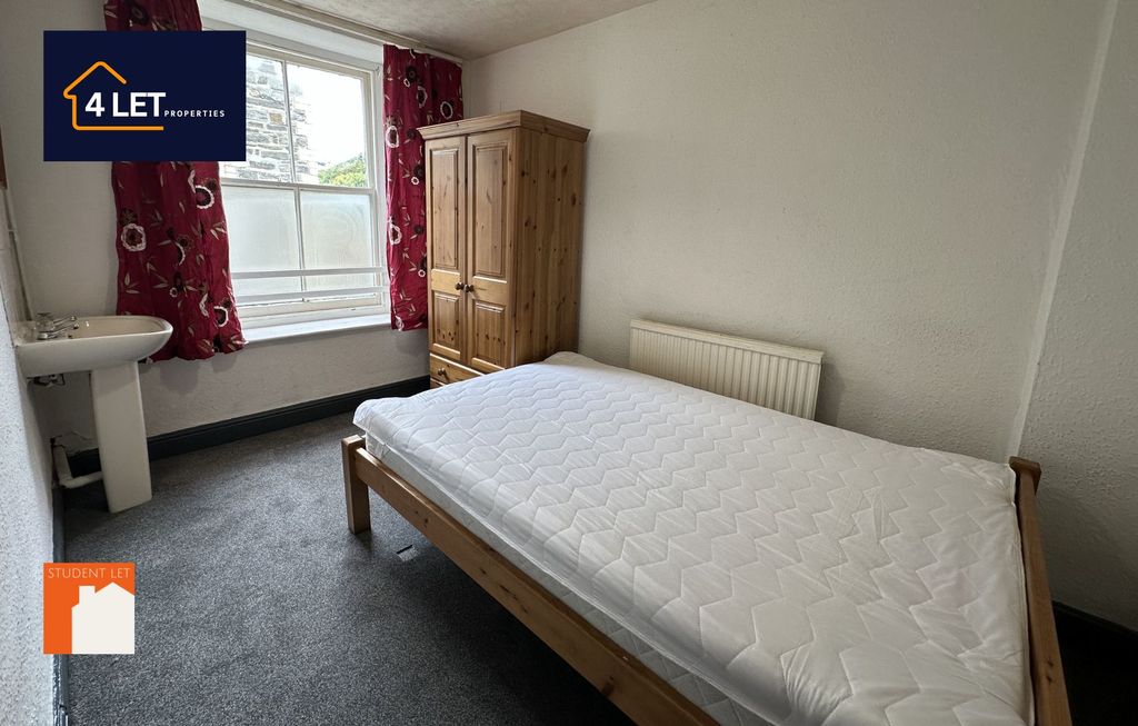 Additional image 4 of 5 bed flat to rentFlat 1, Cliff Terrace, Aberystwyth SY23