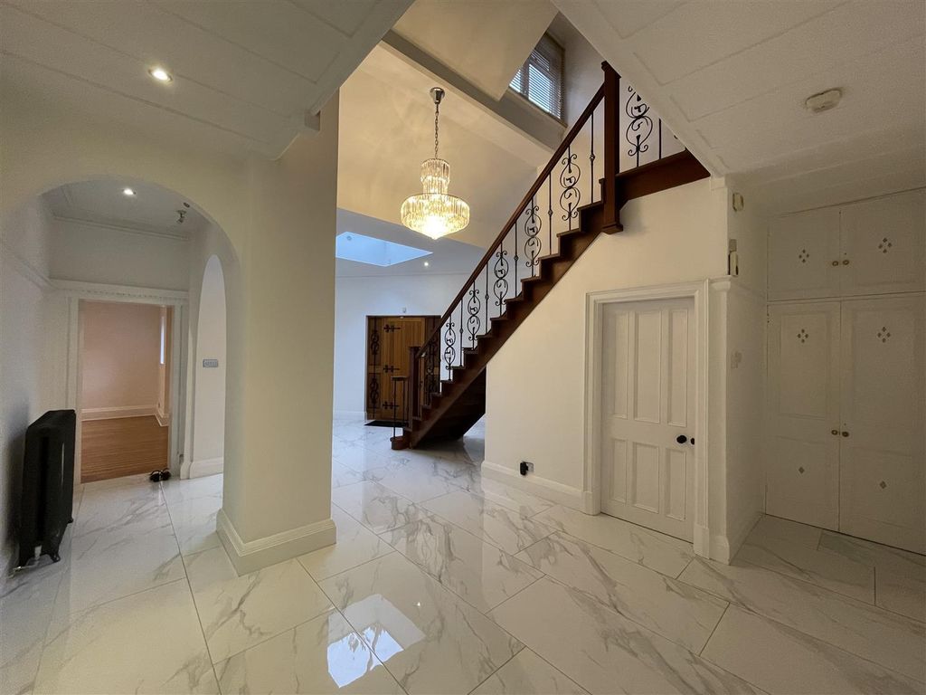 Additional image 8 of 7 bed detached house to rentWeston House, Weston Road, Wilmslow SK9