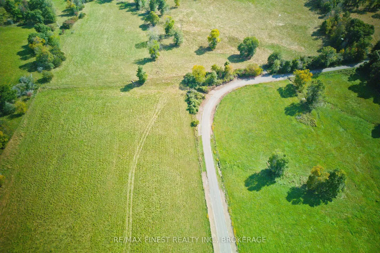 Additional image 9 of 15355 Front Road