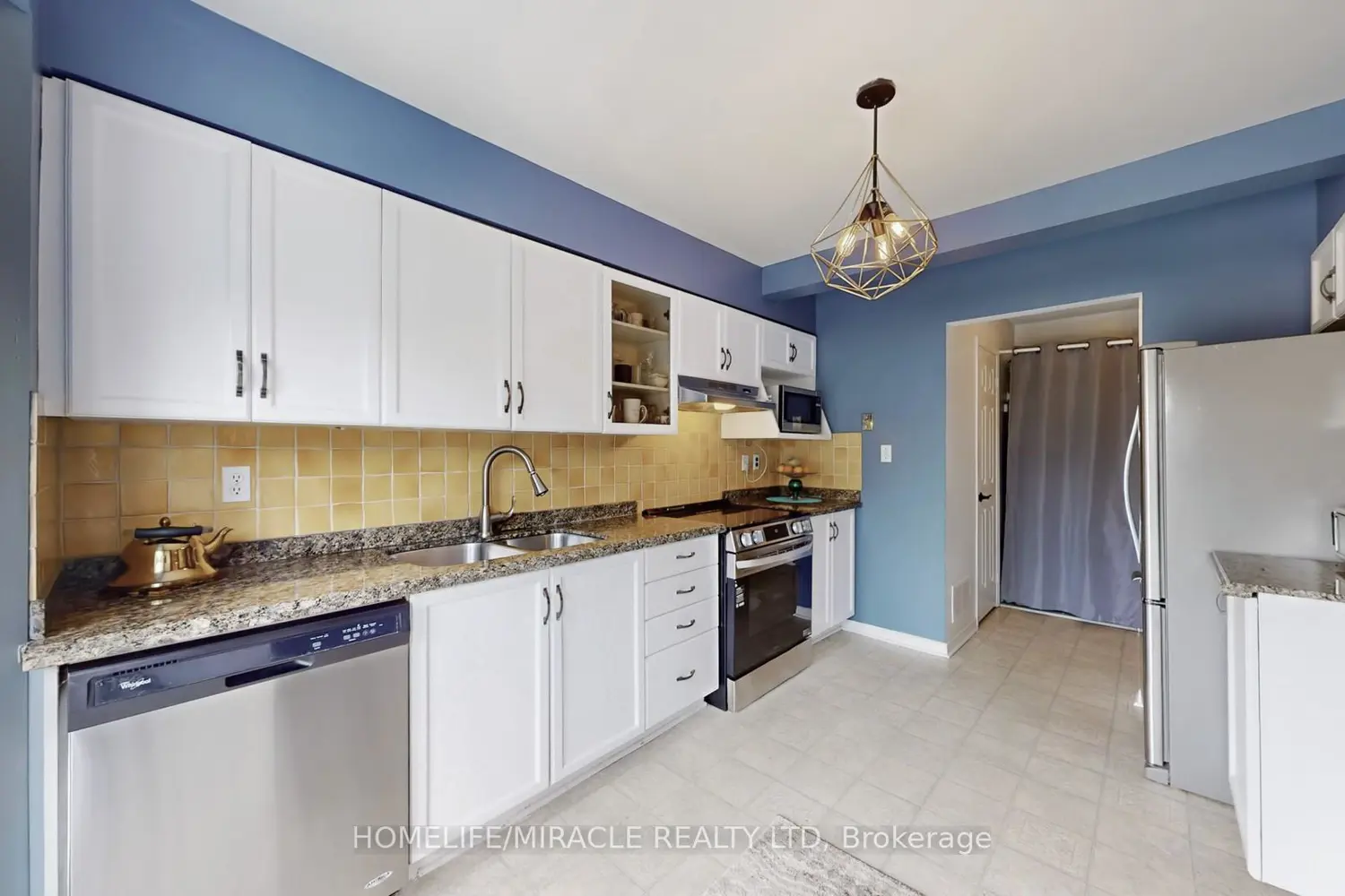 Additional image 8 of 4 William Curtis Circle