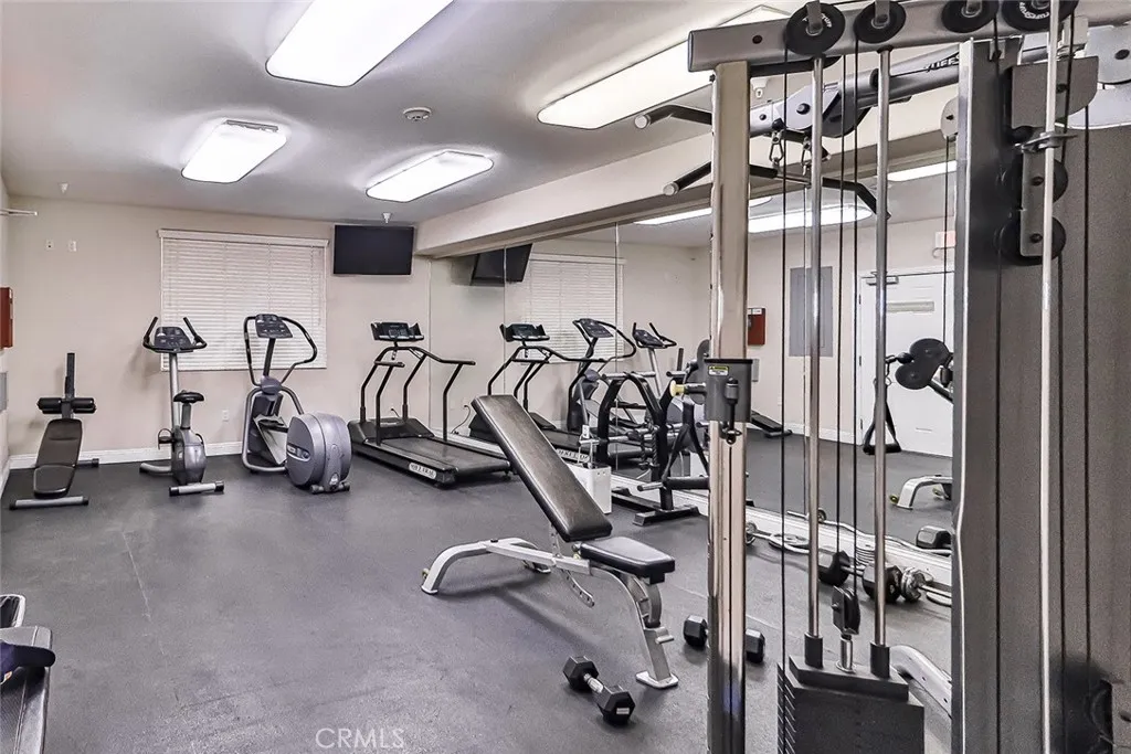Additional image 96 of 4724 Kester Avenue Unit 404, Sherman Oaks, CA 91403