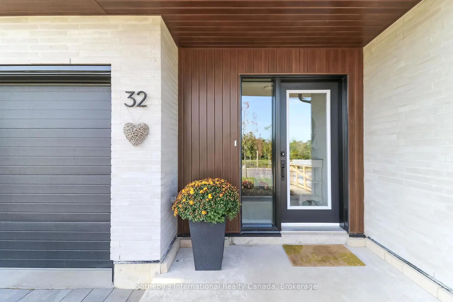 117 Sladden Court 32