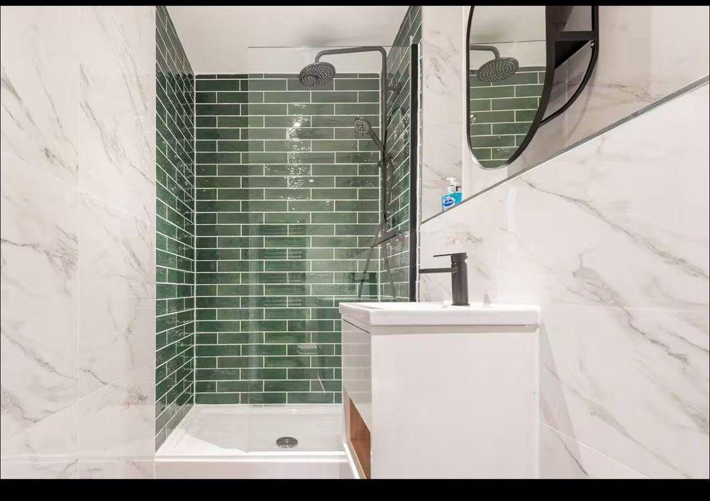 Additional image 12 of 2 bed flat to rentPark Cross Street, Leeds LS1