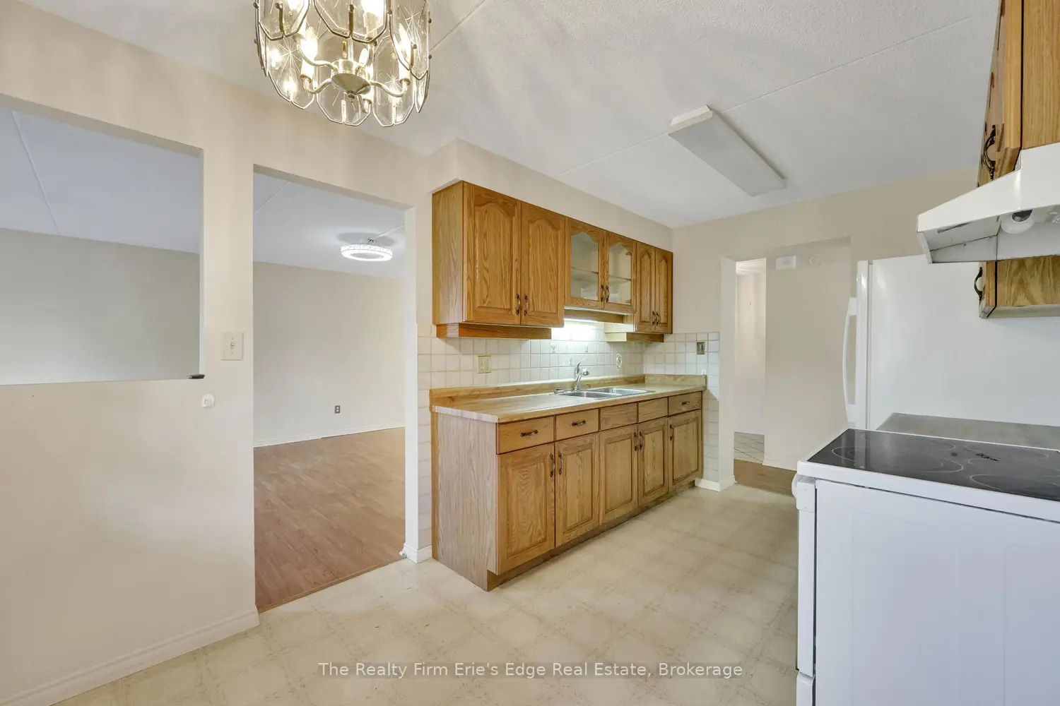 Additional image 3 of 75 Bridge Street 206