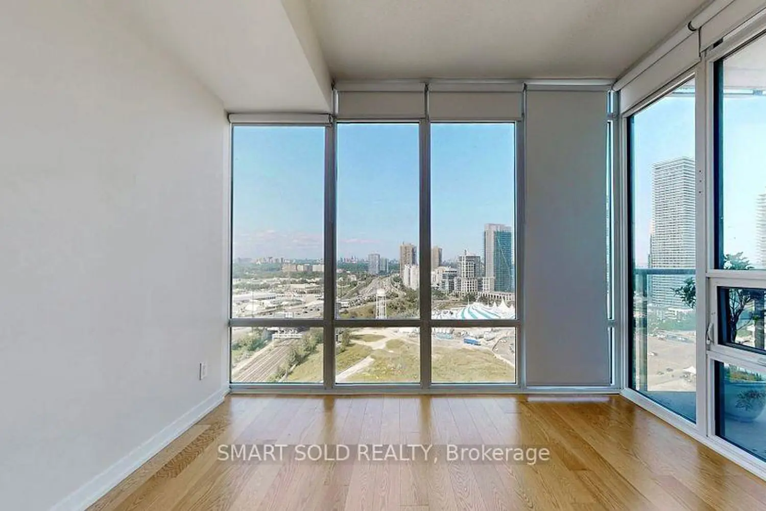 Additional image 7 of 90 Park Lawn Road 2608