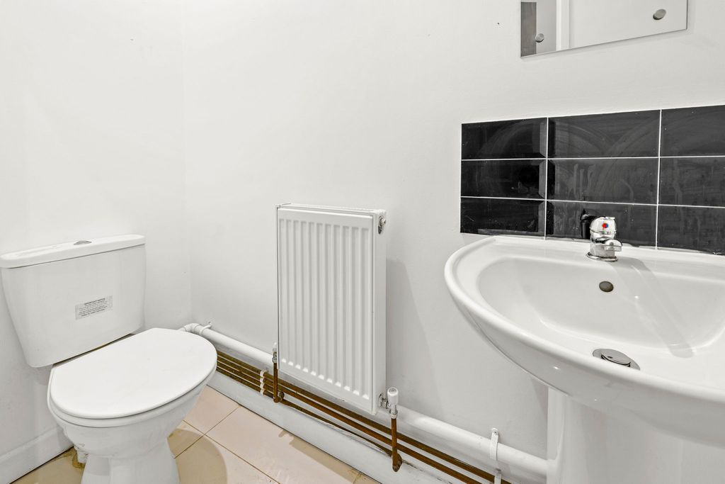 Additional image 14 of 7 bed shared accommodation to rentBernard Street, Swansea SA2