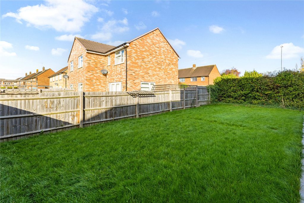Additional image 18 of 8 bed semi-detached house to rentRockley Road, Luton, Bedfordshire LU1