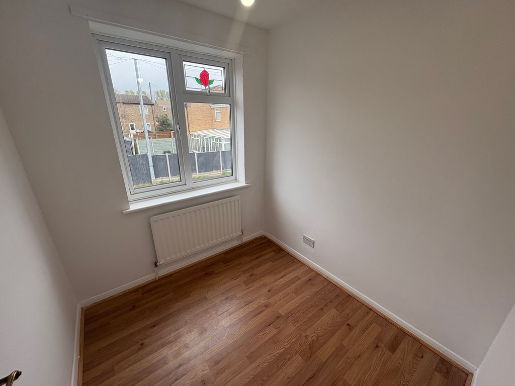 Additional image 5 of 3 bed semi-detached house to rentLarch Road, The Shire, Corby NN17