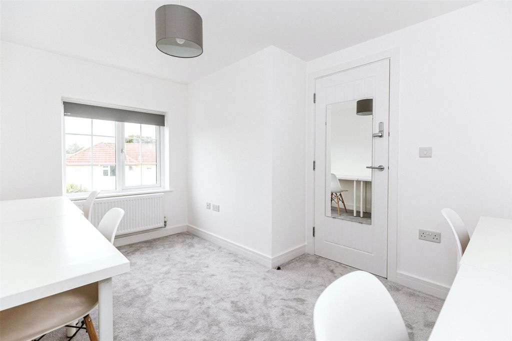 Additional image 9 of 7 bed semi-detached house to rentGayner Road, Horfield, Bristol, Bristol BS7
