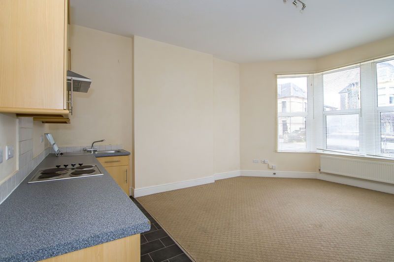 Additional image 3 of 1 bed flat to rentPlymouth Road, Penarth CF64