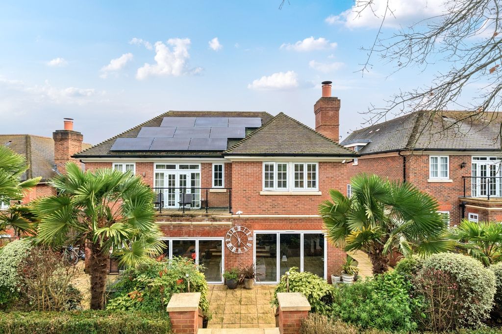 Additional image 7 of 5 bed detached house to rentPelling Hill, Old Windsor, Windsor SL4
