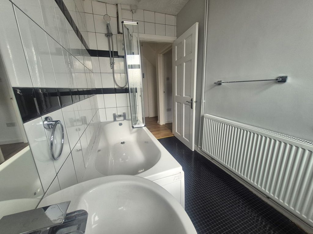 Additional image 7 of 3 bed semi-detached house to rentElidyr Road, Newbridge, Newport NP11
