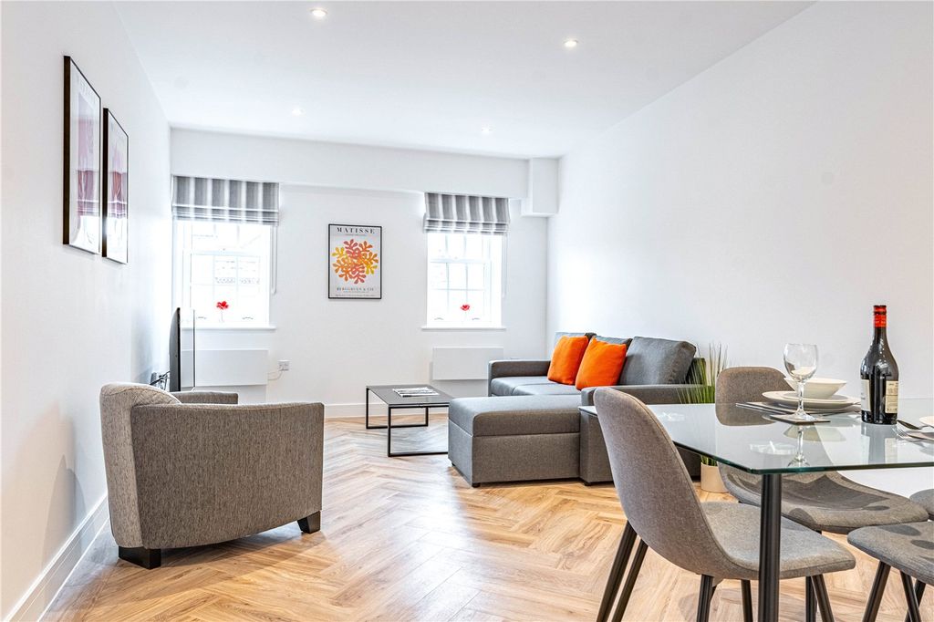 Additional image 8 of 2 bed flat to rentWellington House, London Street, Reading RG1