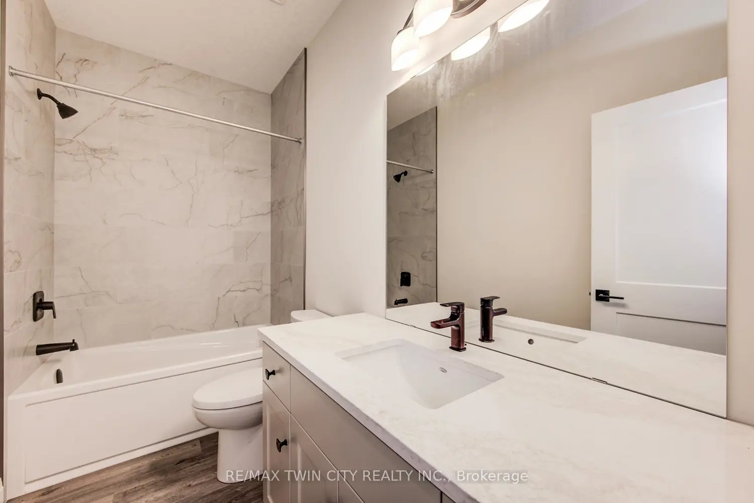 Additional image 2 of 27 Tupelo Crescent