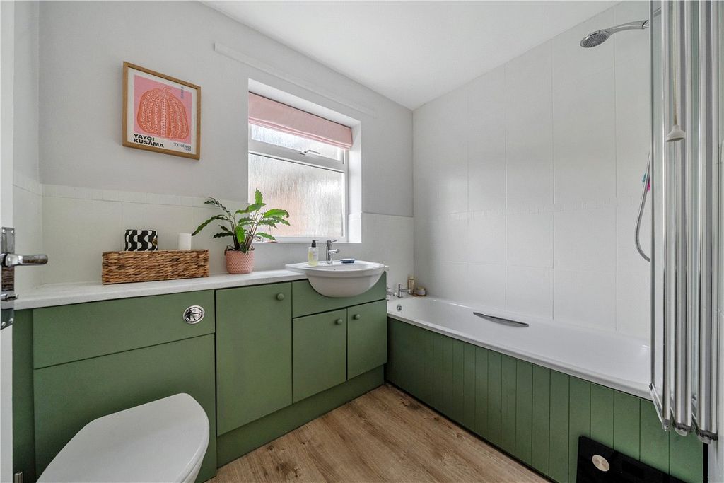 Additional image 11 of 3 bed bungalow to rentCombe, Hungerford, Berkshire RG17