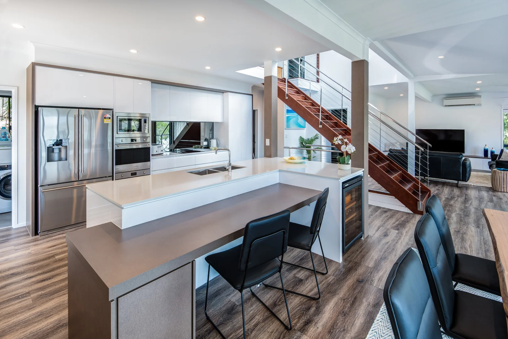 Additional image 2 of Kingfisher/6 Marina Drive, Hamilton Island QLD 4803