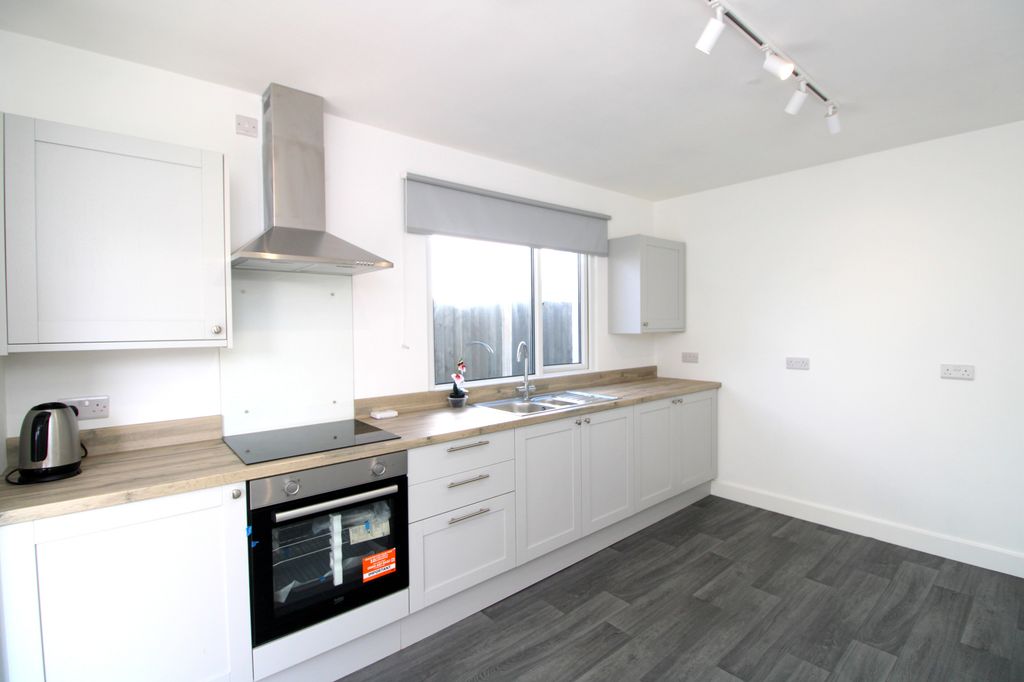 Additional image 7 of 3 bed bungalow to rentRhuddlan Road, Rhyl LL18