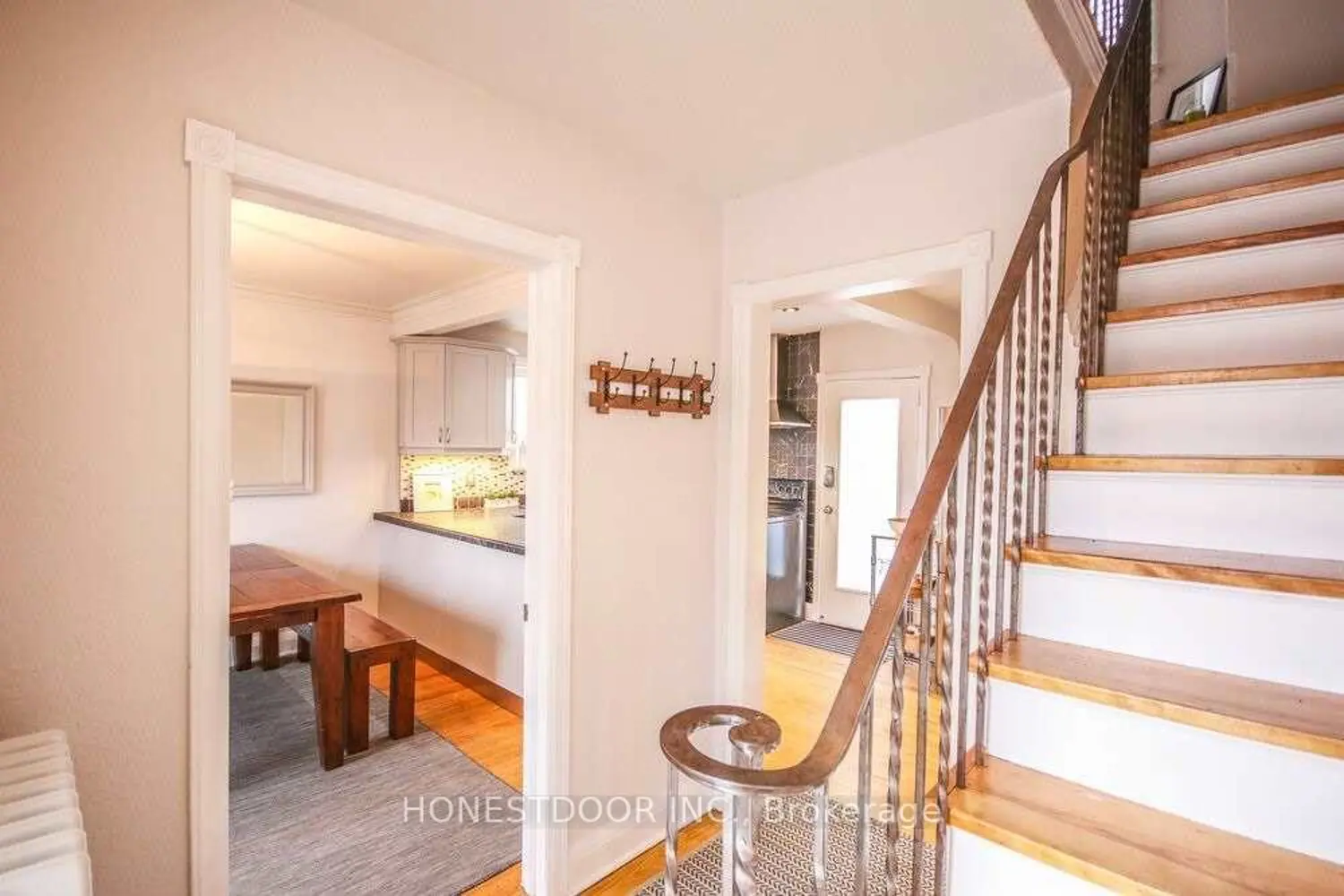 Additional image 18 of 1173 Broadview Avenue