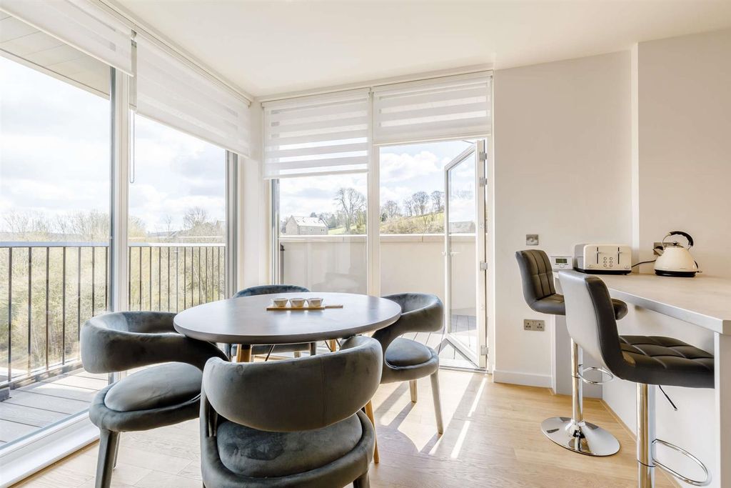 Additional image 5 of 2 bed flat to rentSpa Villas, Matlock Spa, Matlock DE4