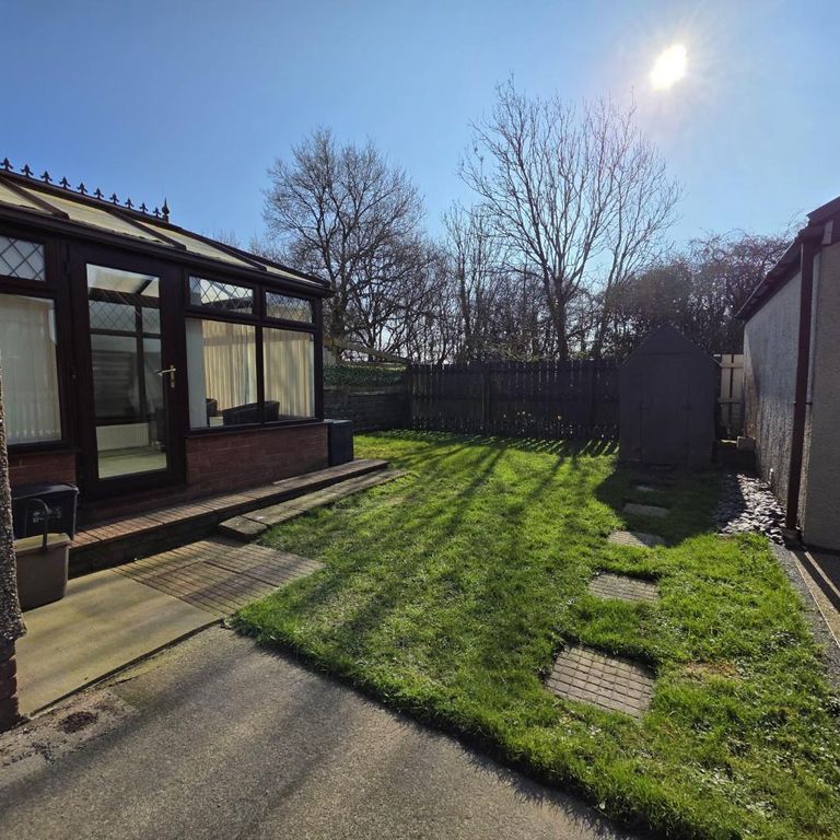 Additional image 9 of 2 bed property to rentHazel Mead, Brynmenyn CF32