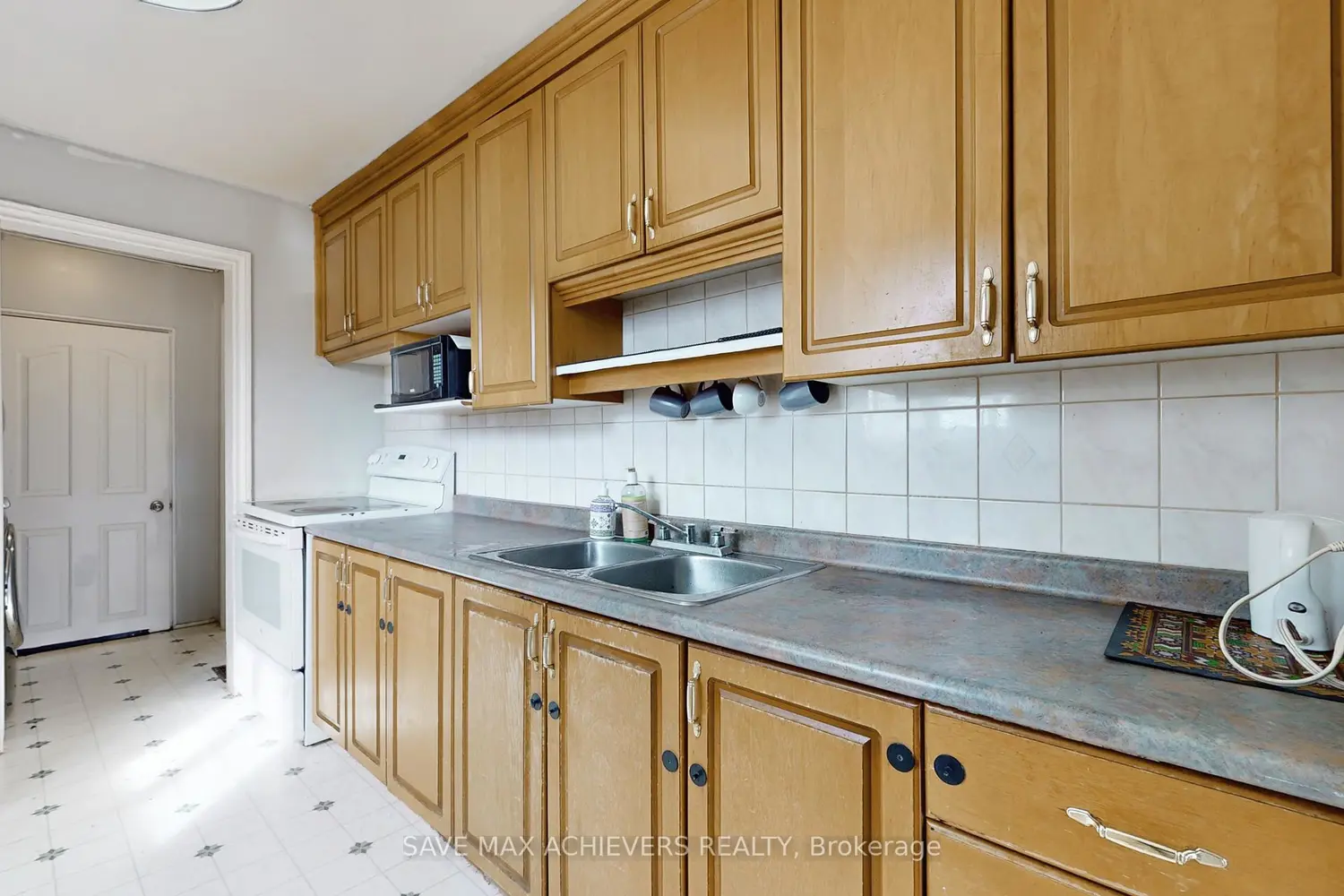 Additional image 7 of 43 Normanhurst Avenue