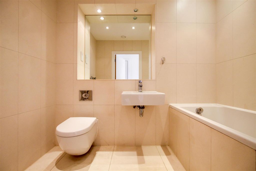 Additional image 26 of 2 bed flat to rentThe Copper Building, Kingfisher Way, Cambridge CB2