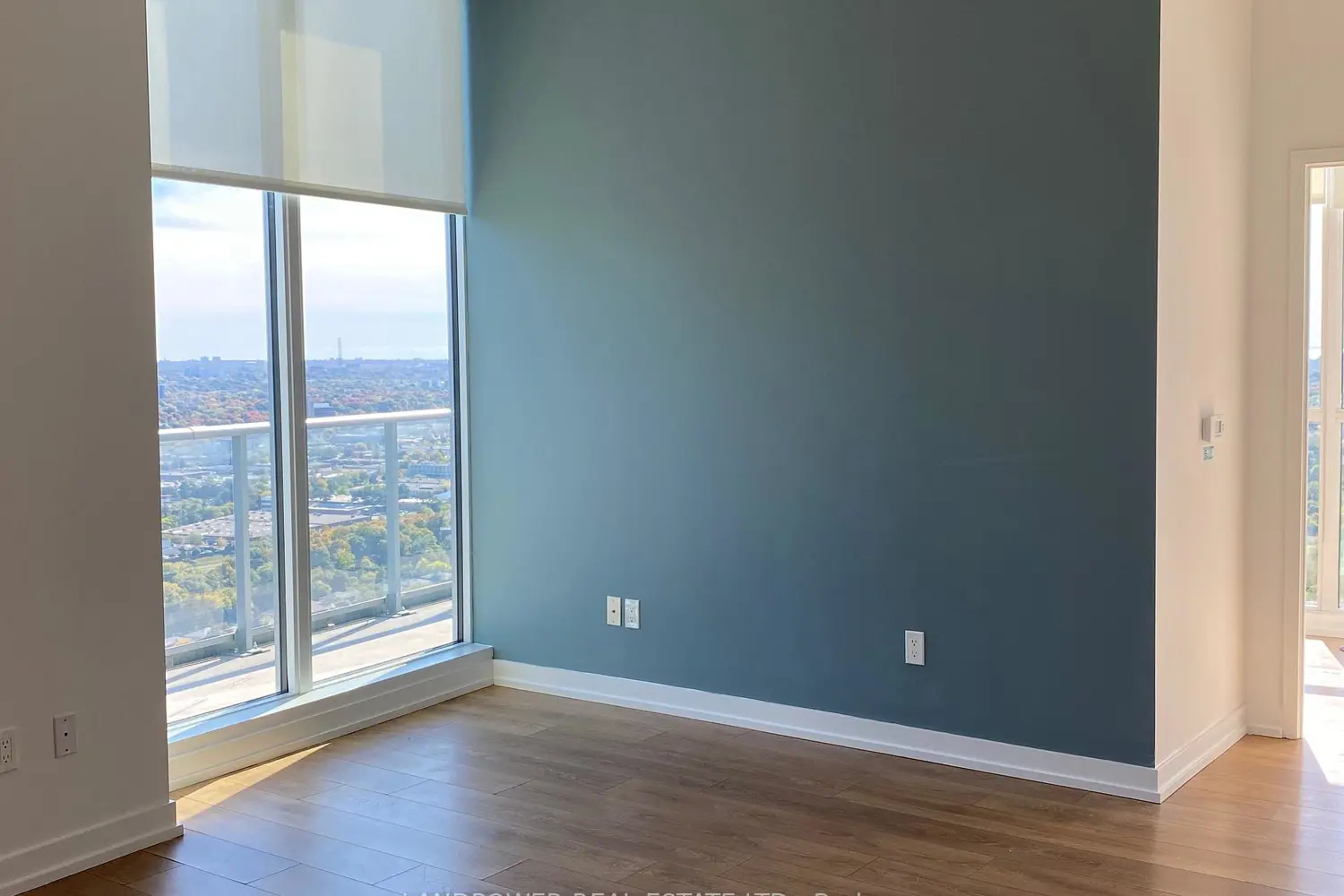 Additional image 6 of 115 Mcmahon Drive Ph 10