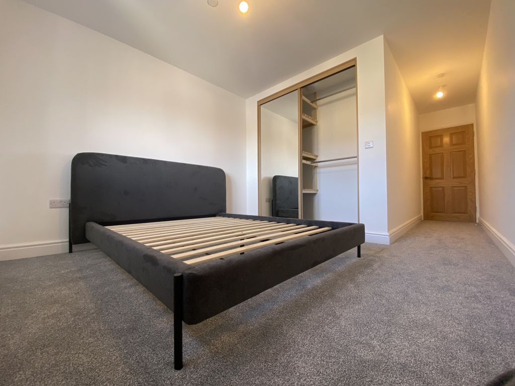 2 bed flat to rentAberystwyth SY23 photo 3