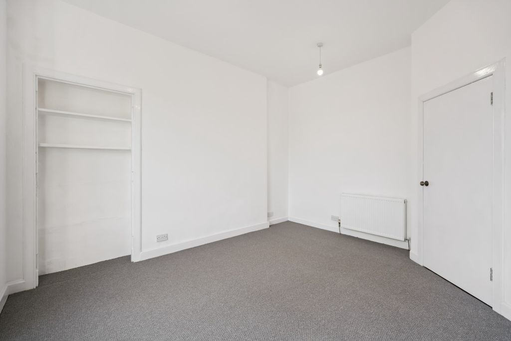 Additional image 2 of 2 bed flat to rentNewhouse, Stirling, Stirling FK8