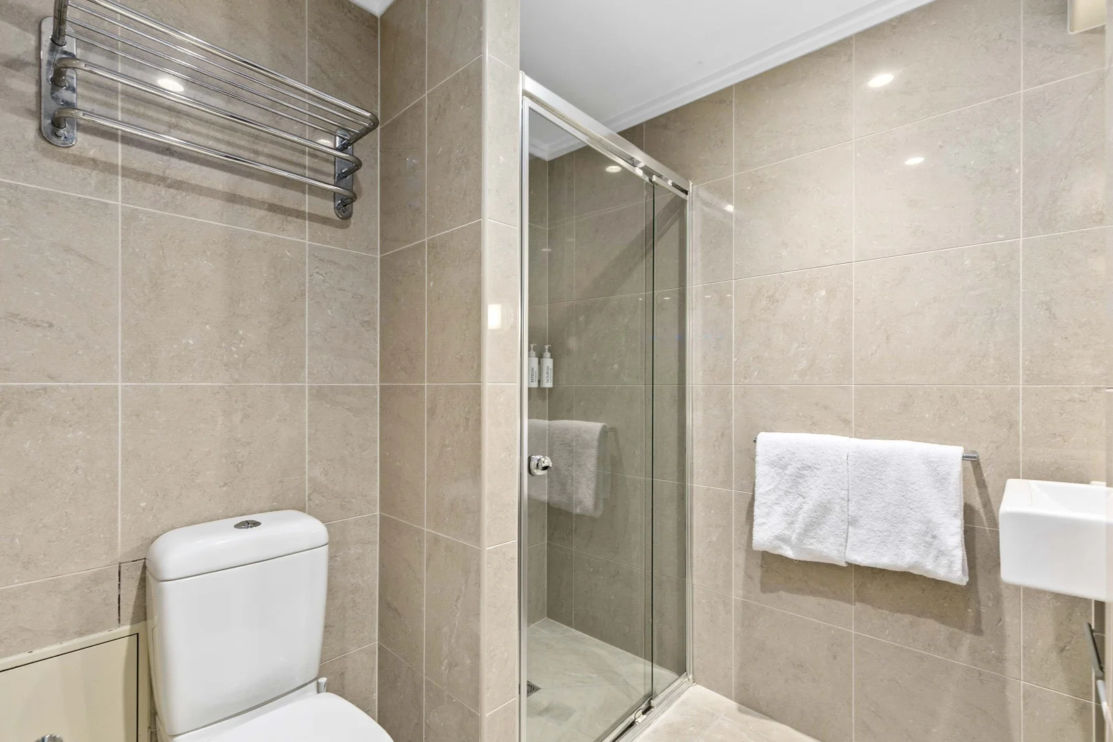 Additional image 16 of 409/569 Esplanade, Urangan QLD 4655