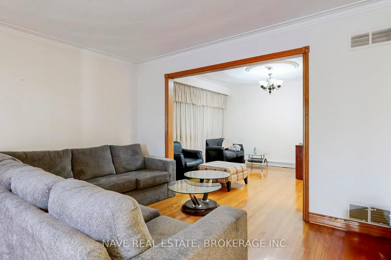 Additional image 4 of 9747 Bathurst Street