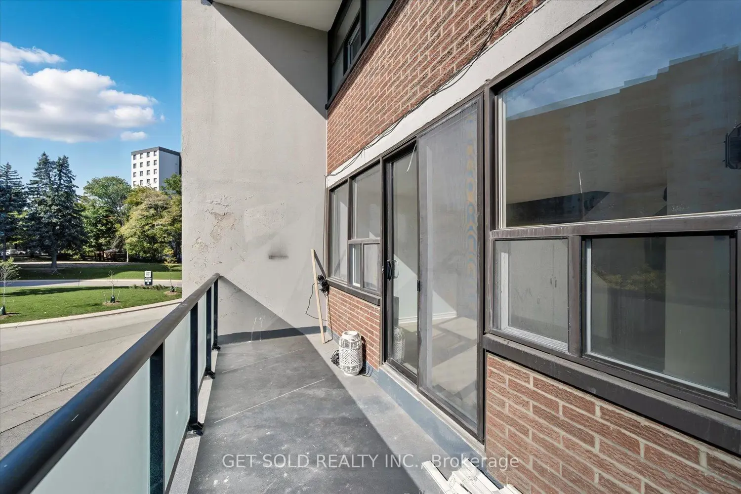 Additional image 14 of 2121 Roche Court 301