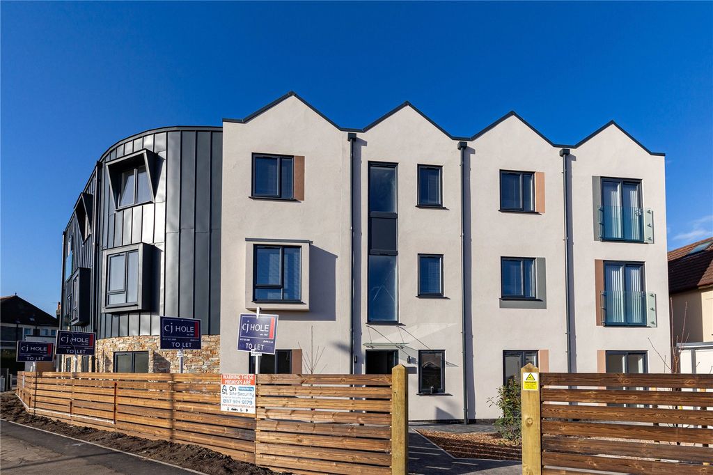 Additional image 2 of 6 bed shared accommodation to rentFilton Avenue, Horfield, Bristol BS7