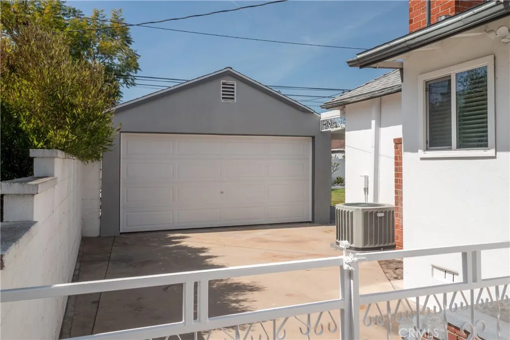 Additional image 81 of 6119 Blackthorne Avenue, Lakewood, CA 90712