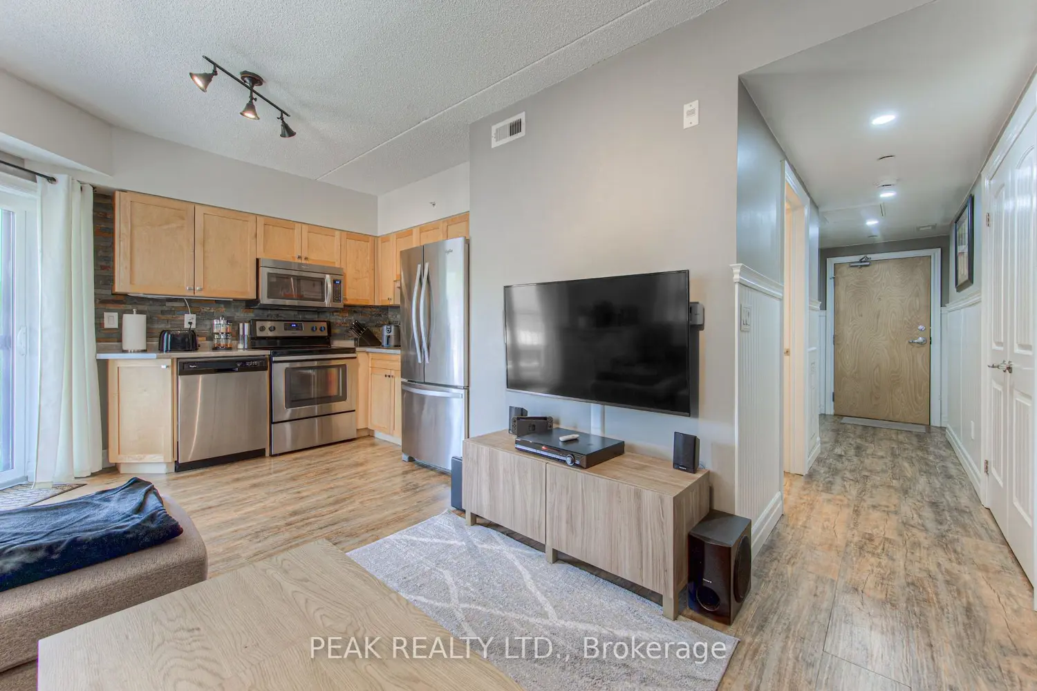 Additional image 7 of 155 Water Street 407