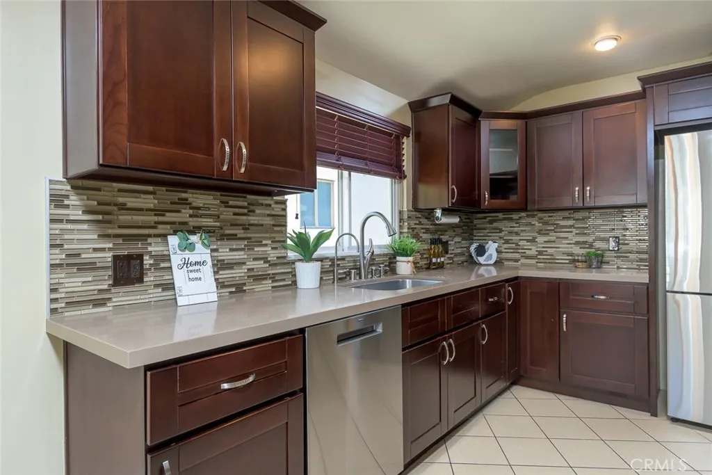 Additional image 92 of 306 Parkwood Drive, Glendale, CA 91202