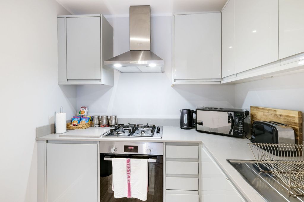 Additional image 11 of 2 bed flat to rentWest Wycombe Road, High Wycombe HP12