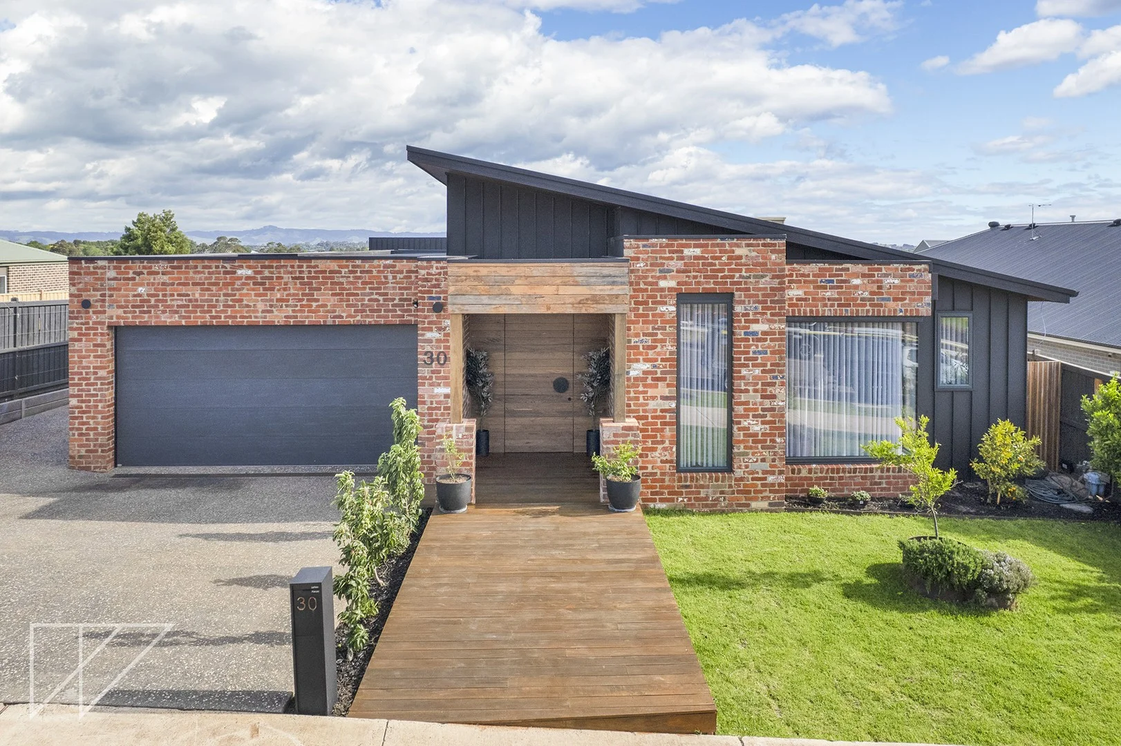 30 Silver Wattle Drive, Warragul VIC 3820
