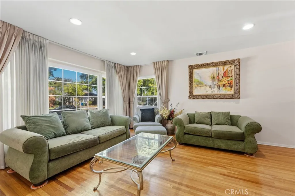 Additional image 30 of 6524 Forbes Ave, Lake Balboa, CA 91406