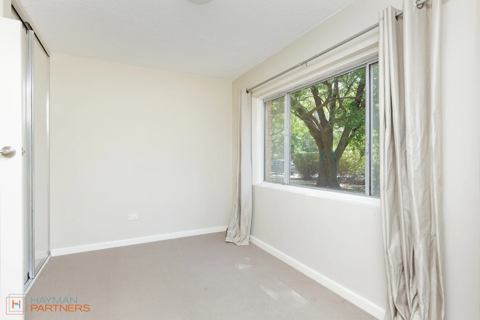 Additional image 8 of 4/5 Carroll Street, Hughes ACT 2605