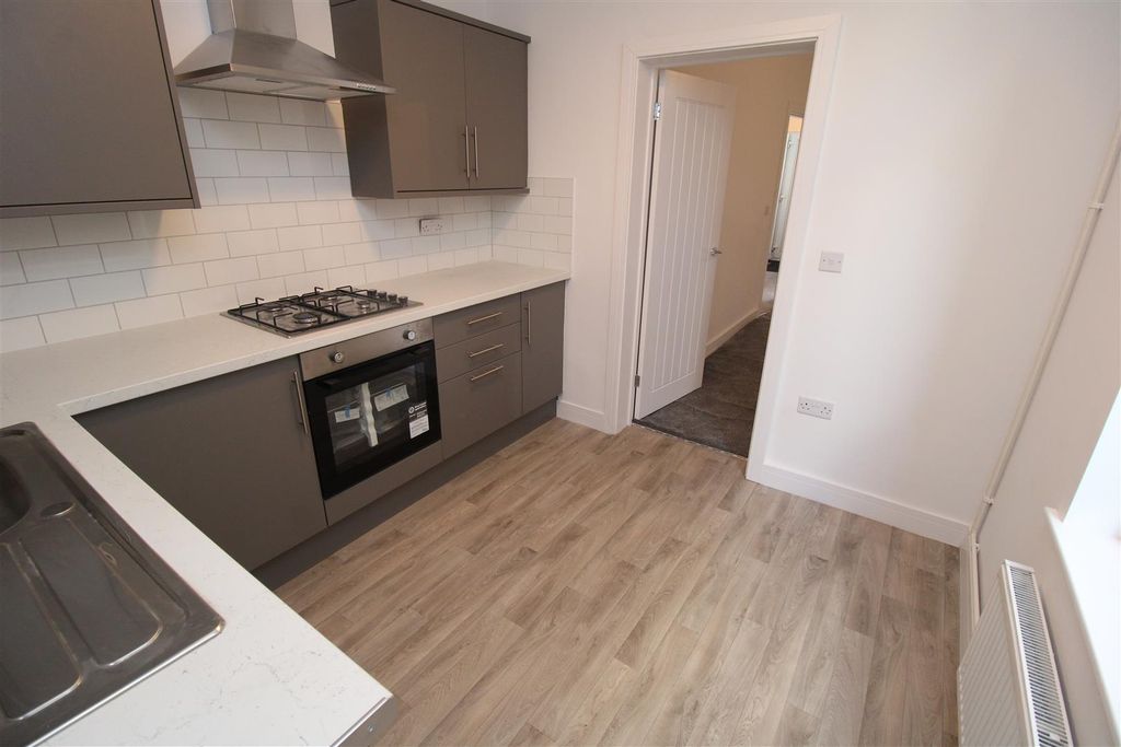 Additional image 3 of 4 bed terraced house to rentCanning Street, Cwm, Ebbw Vale NP23