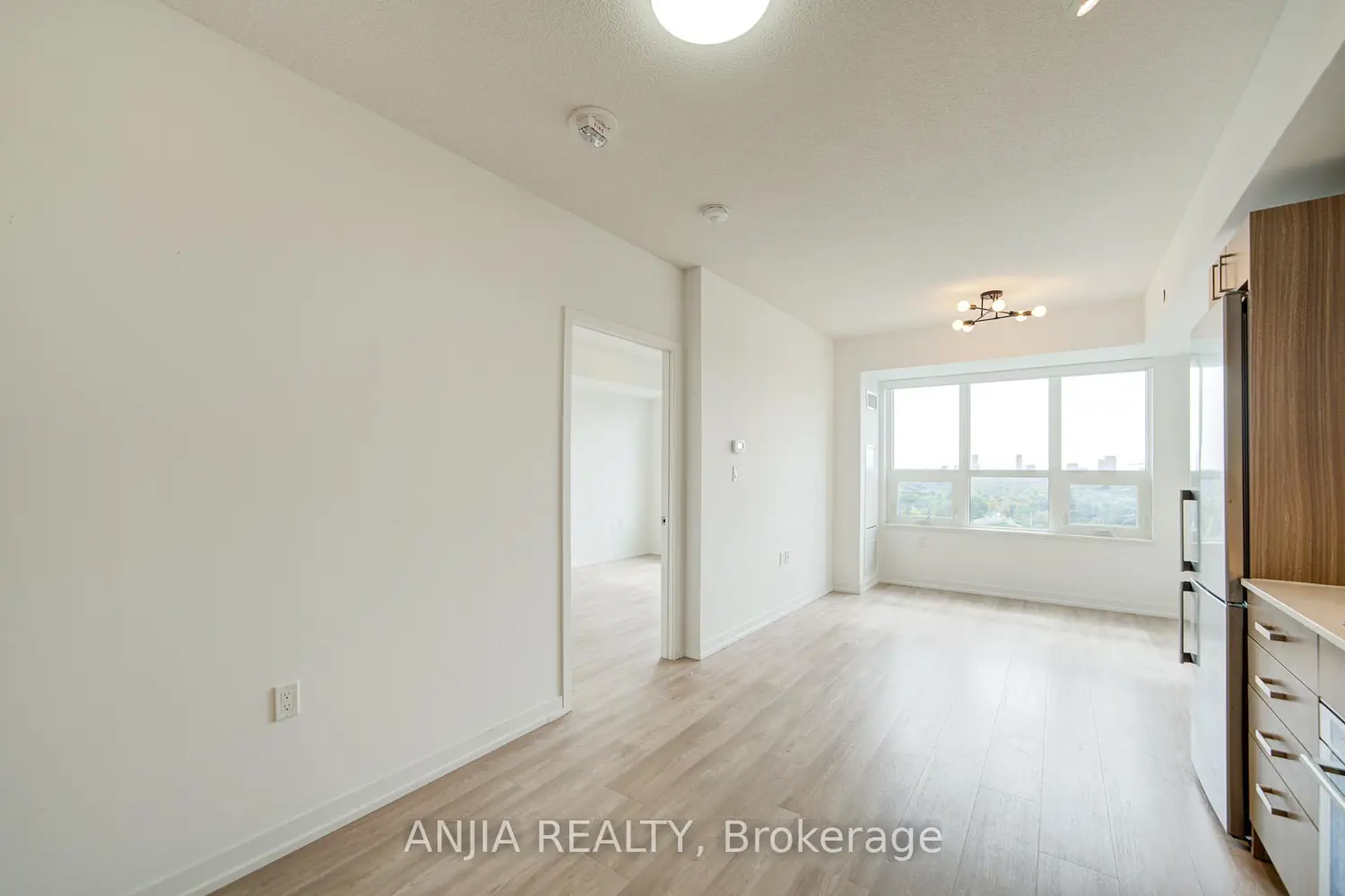 Additional image 11 of 1028 Mcnicoll Avenue 1213